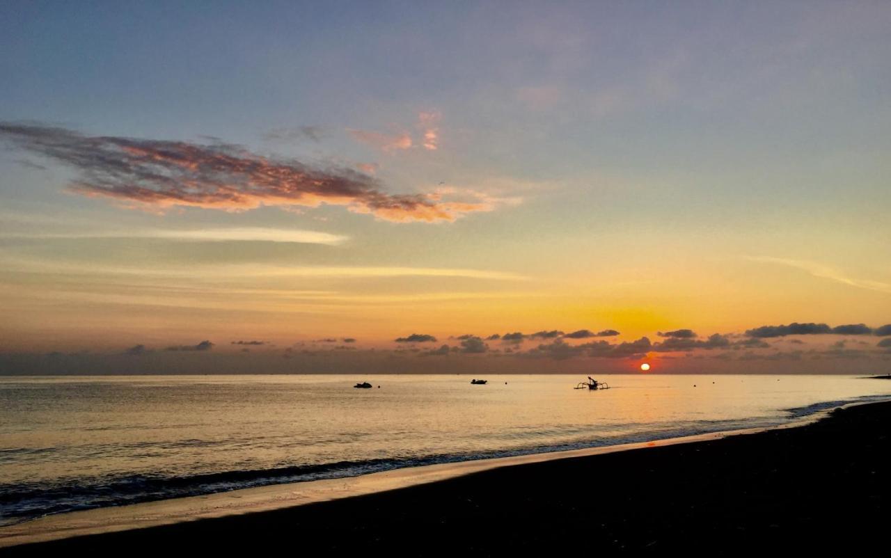 Pelangi Beach Homestay Amed Exterior foto