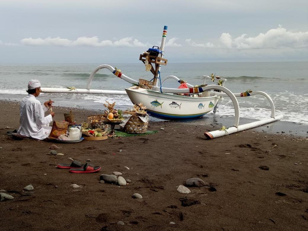 Pelangi Beach Homestay Amed Exterior foto