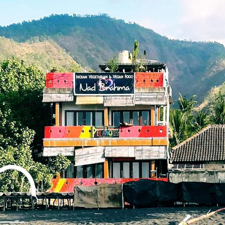 Pelangi Beach Homestay Amed Exterior foto